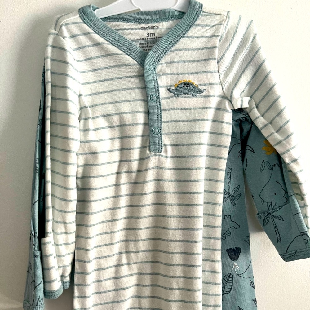NWT Carter’s Sleeping Gown Dinosaur 2-pack, Size 3 months